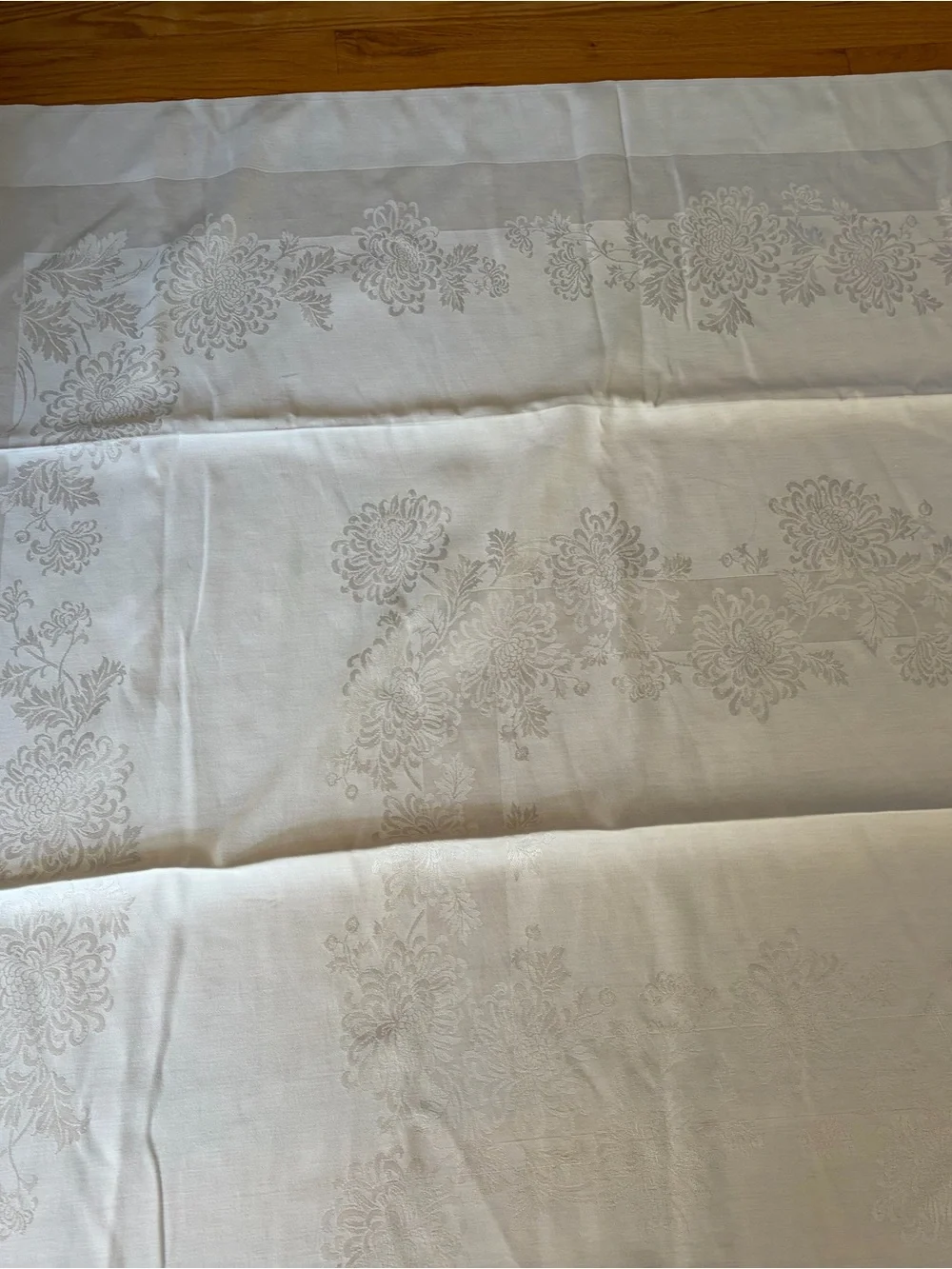 Elegant Rectangle White Damask Tablecloth, approx. 60